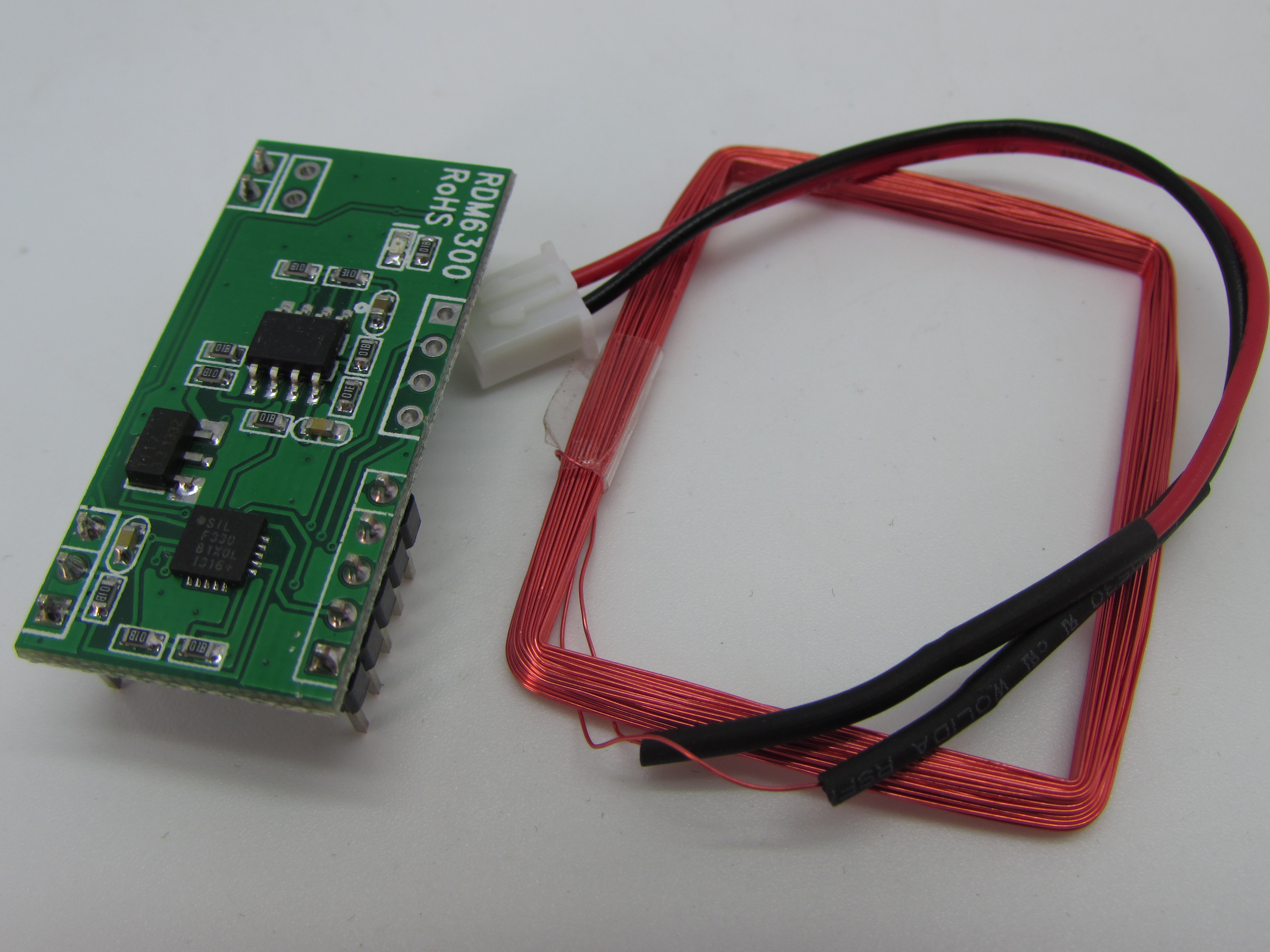RFID READER MODULE 
UART OUTPUT ACCESS CONTROL SYSTEM FOR ARDUINO 125KHZ (RDM6300)
