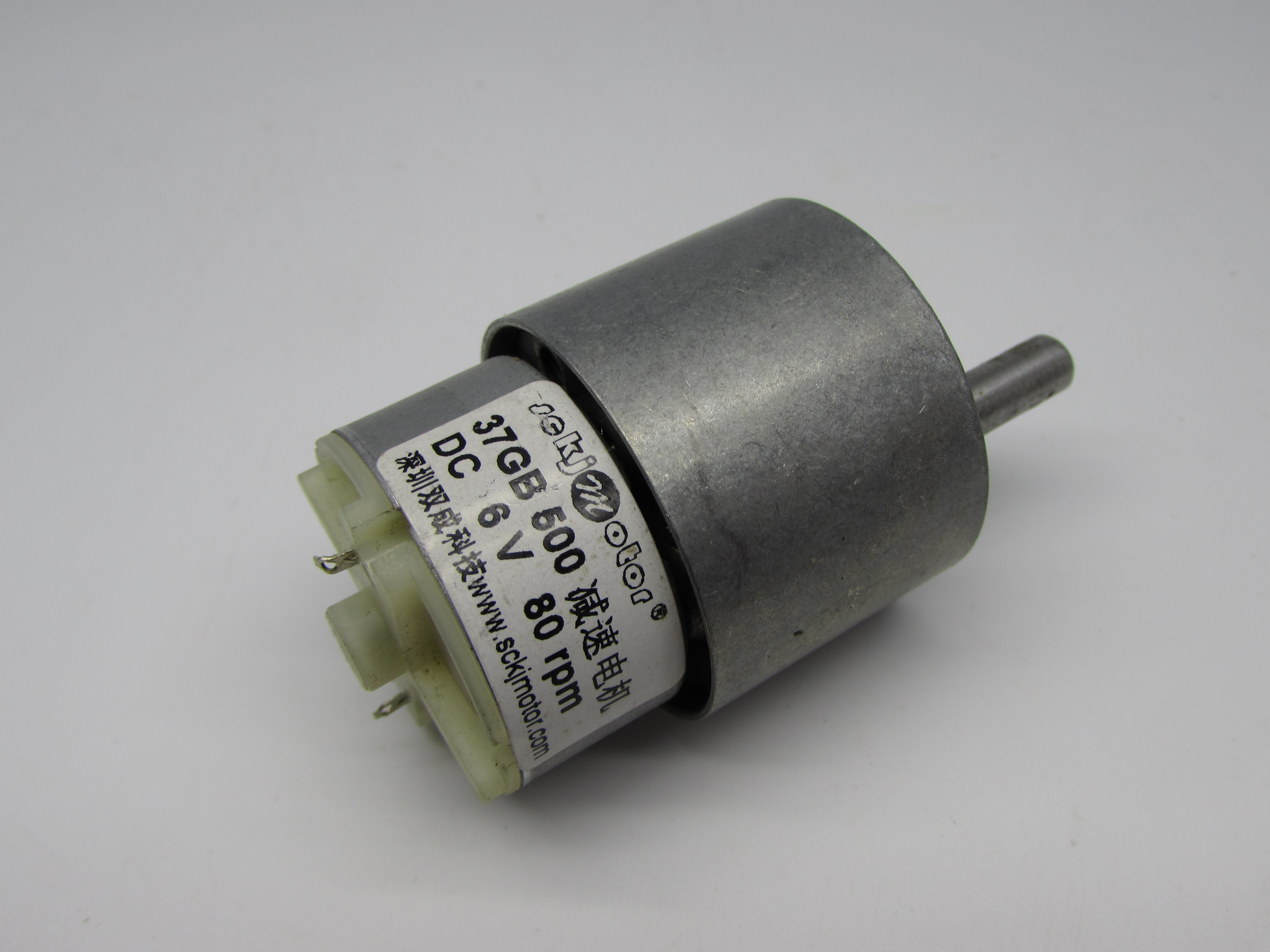 GEAR MOTOR 6V 80RPM (37GB-500)

GEAR MOTOR 6V 60RPM (37GB-500)