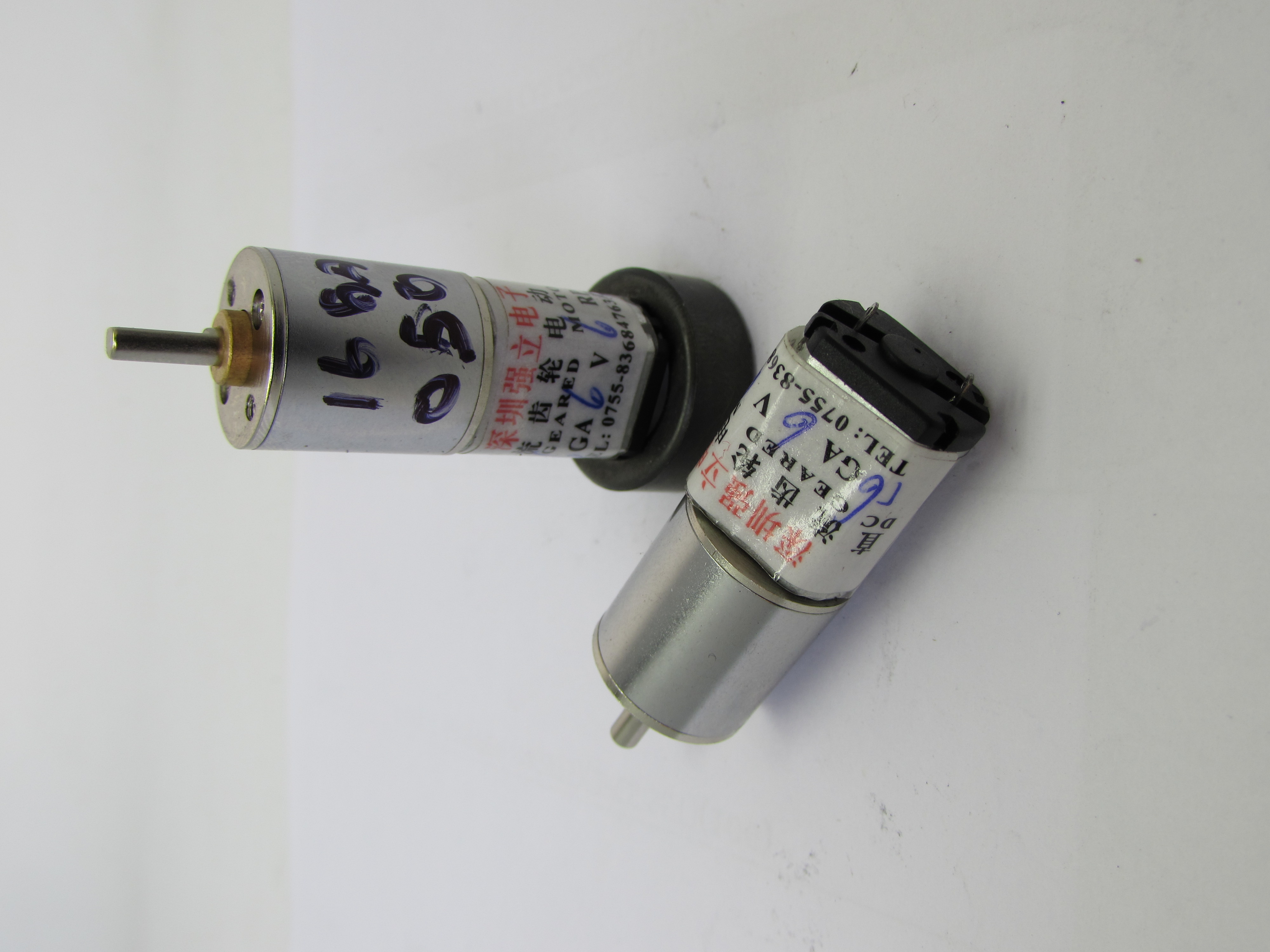 GEAR MOTOR 6V 8RPM (16GA-050)

GEAR MOTOR 12V 6RPM (16GA-050)

GEAR MOTOR 12V 10RPM (16GA-050)

GEAR MOTOR SMALL SHORT 12V 120RPM 
(16GA-050)