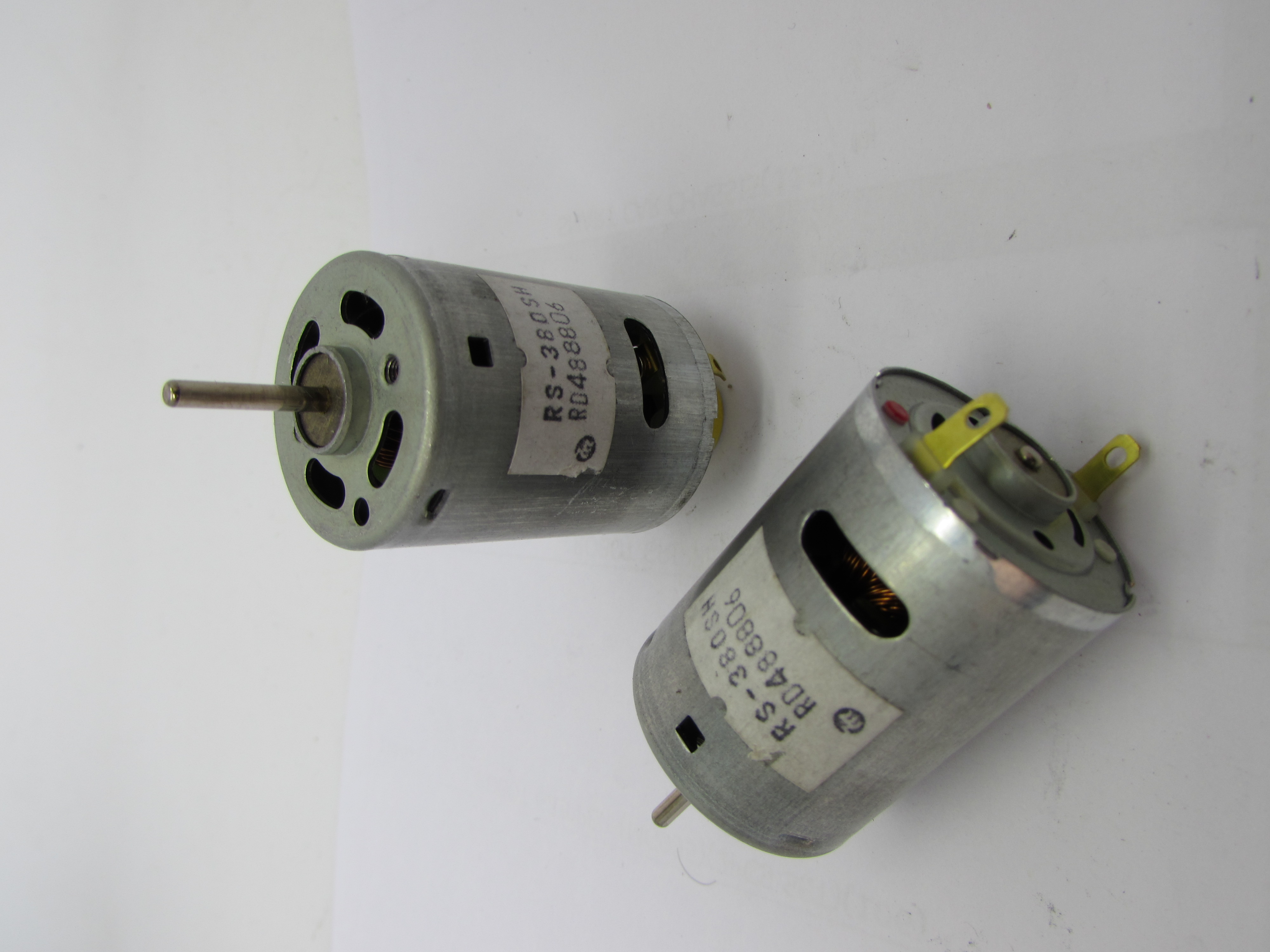 DC MOTOR
HIGH SPEED MOTOR
(RS-380SH)
LONG SHAFT (16000RPM)