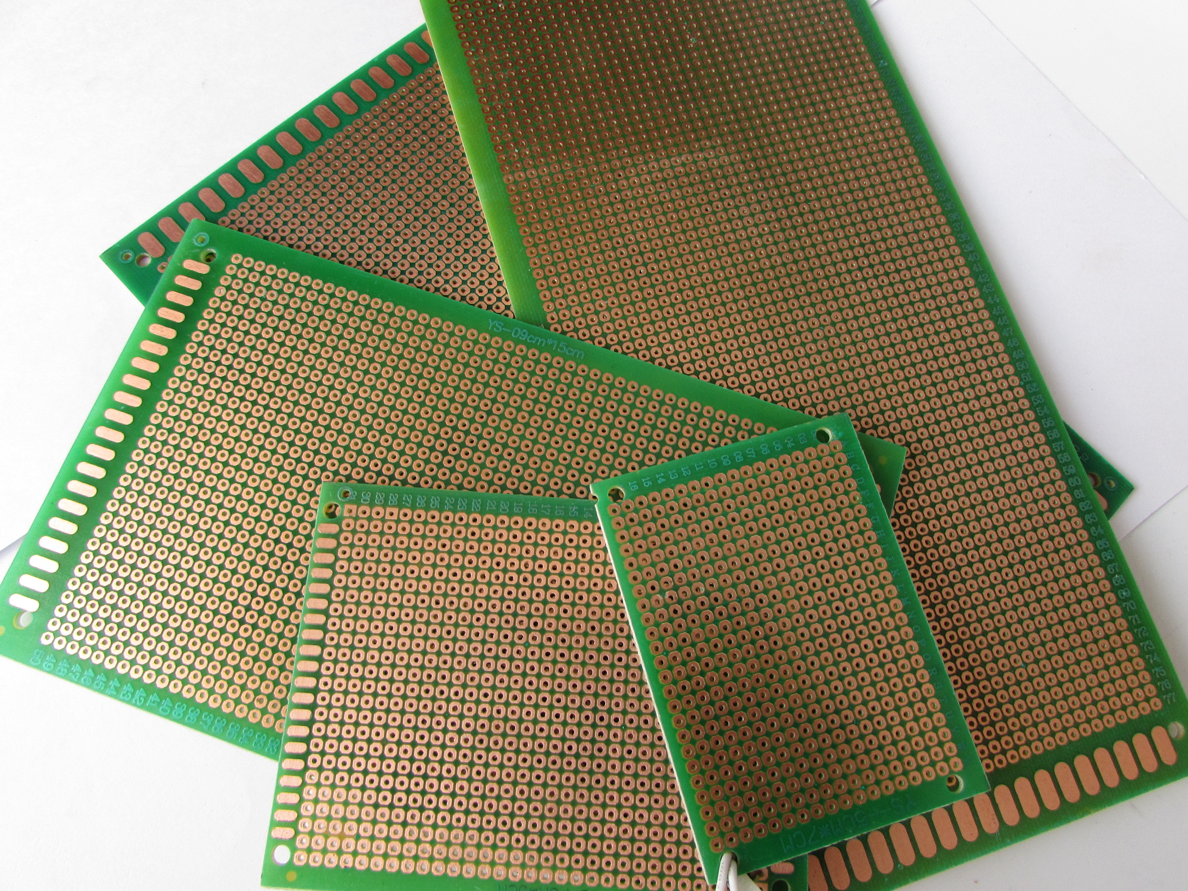 VERO BOARD ROUND DOT 
(5X7CM)(HS-01)(GREEN)
VERO BOARD ROUND DOT 
(7X9CM)(HS-02)(GREEN)
VERO BOARD ROUND DOT 
(9CMX15CM)(HS-03)(GREEN)
VERO BOARD ROUND DOT 
(12X18CM)(HS-05)(GREEN)
VERO BOARD ROUND DOT 
(10X22CM)(HS-08)(GREEN)