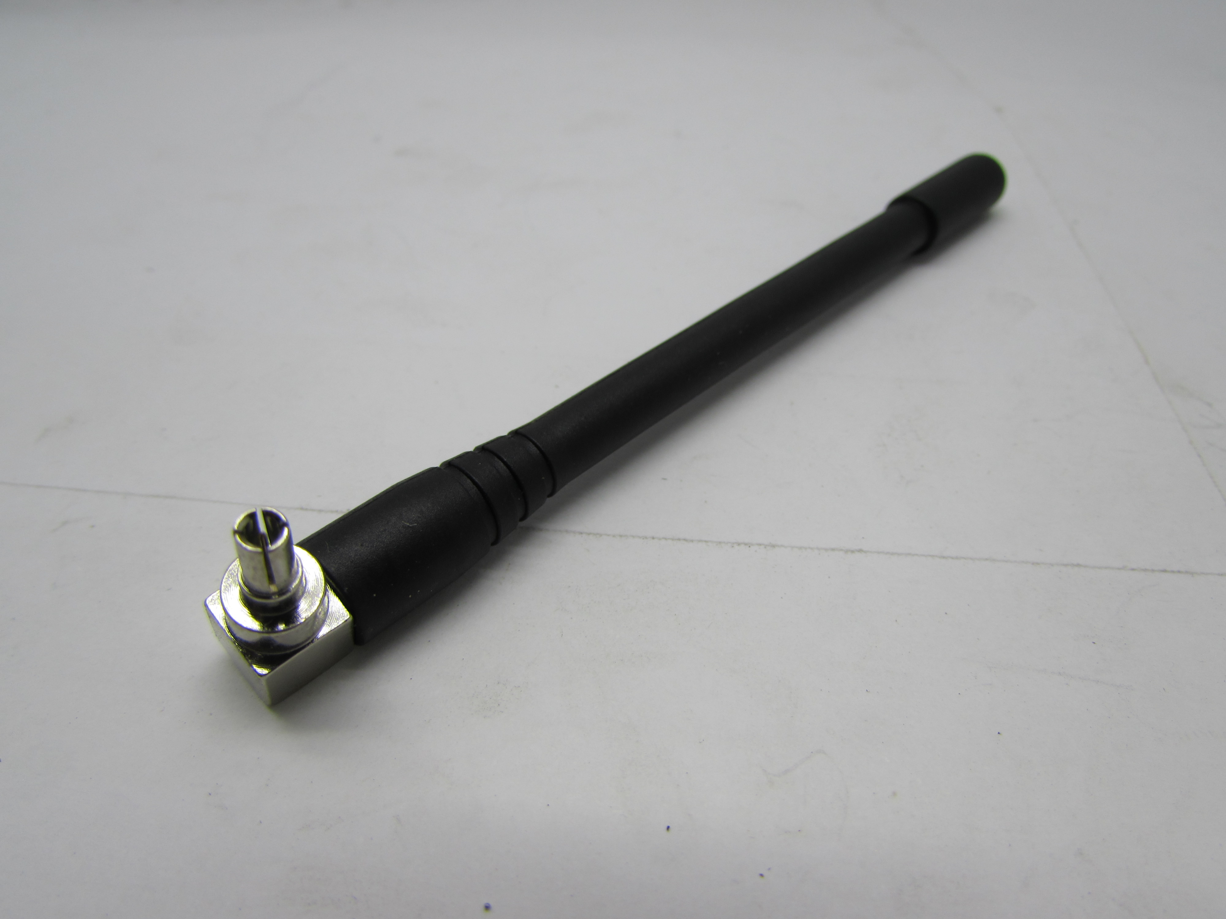 3G RUBBER ANTENNA (CRC9 MALE) Ø3MM