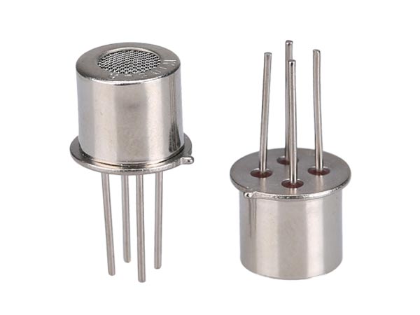 MP135 AIR POLLUTION GAS SENSOR 
DIP-4